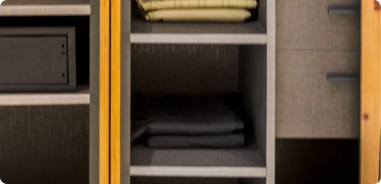 Plain Shelf